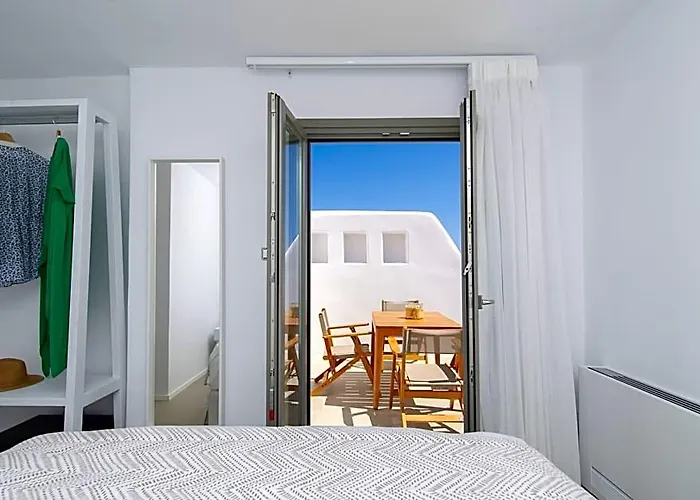 Kymo Luxury Suites Paros