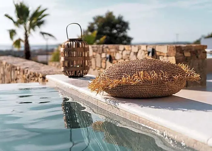Kouros Blanc Resort & Suites